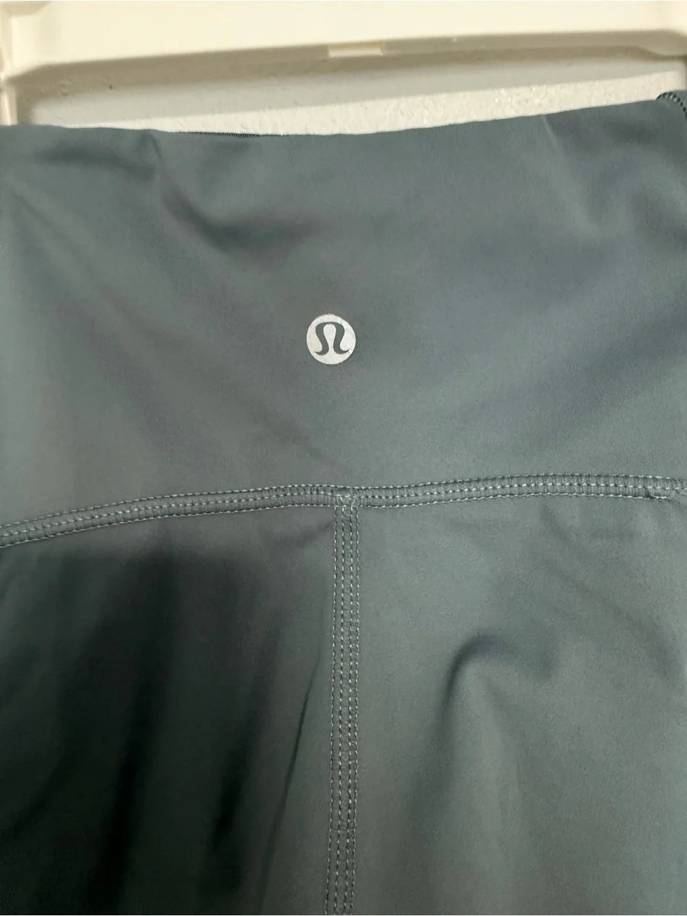 Lululemon Align High-Rise Short 6 Inch Teal Women's Activewear sz 4